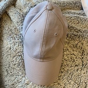 Plain Grey Lululemon baseball hat